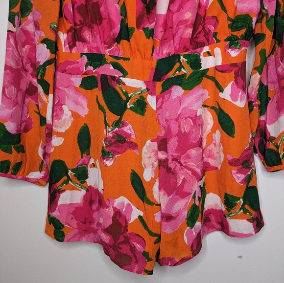 Lulu's Romper Sweetest Song Orange Floral Print Backless Long Sleeve NWT - Picture 7 of 16